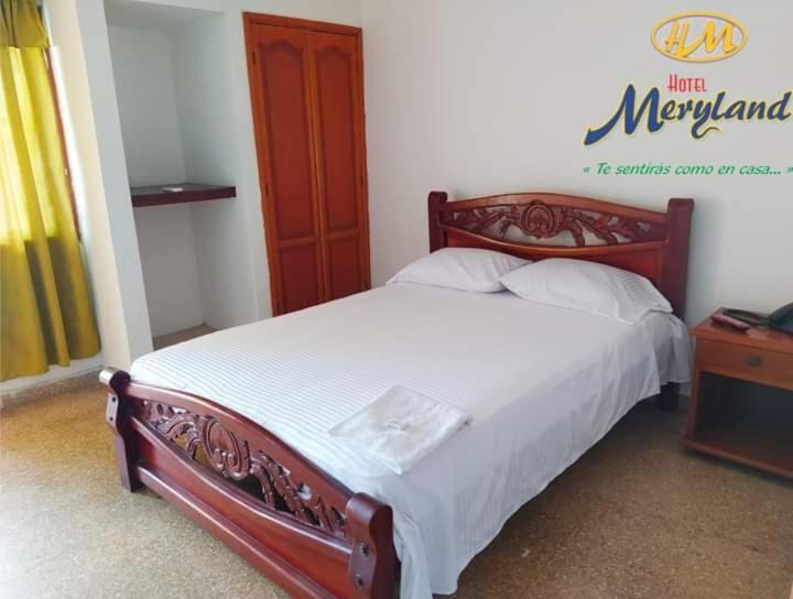 Hotel Meryland سينسليخو المظهر الخارجي الصورة